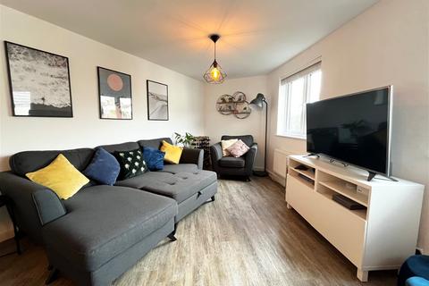 2 bedroom flat for sale, Marine Gardens, Paignton TQ3