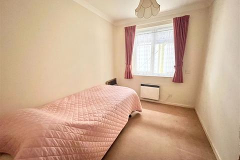 2 bedroom ground floor flat for sale, Oldway Road, Paignton TQ3