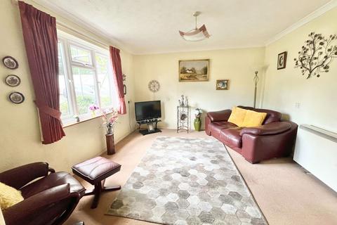 2 bedroom ground floor flat for sale, Oldway Road, Paignton