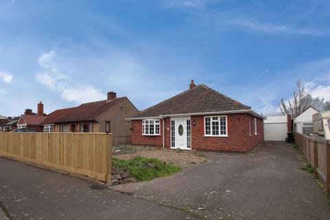 3 bedroom bungalow for sale, New Road, West Huntspill, Highbridge, TA9