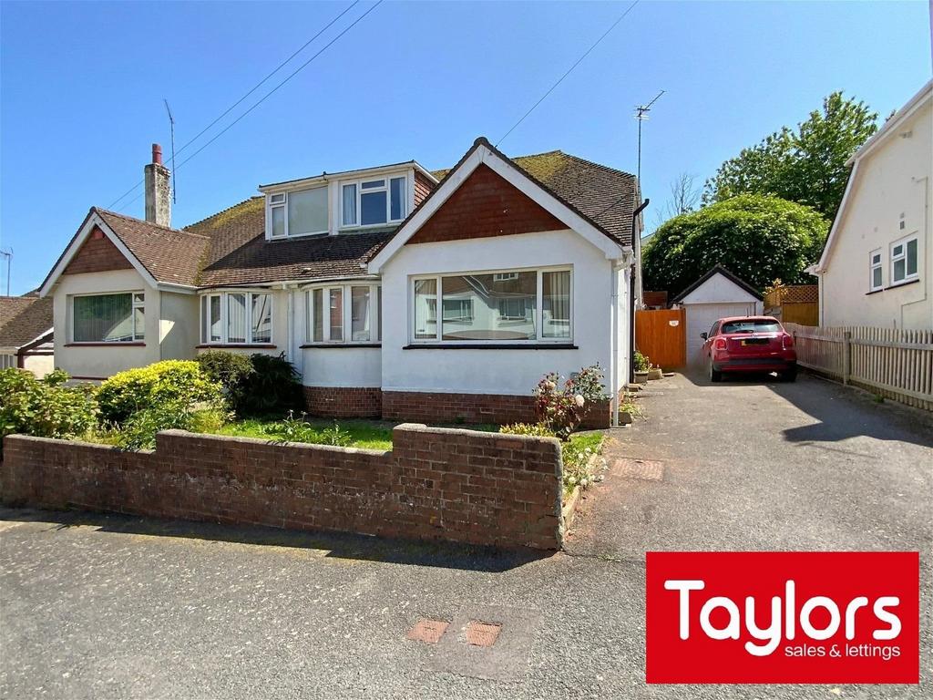 Clifton Road, Paignton TQ3 3 bed semidetached bungalow for sale £280,000