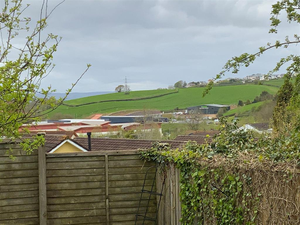 Haywain Close, Torquay TQ2 4 bed detached house for sale £299,950