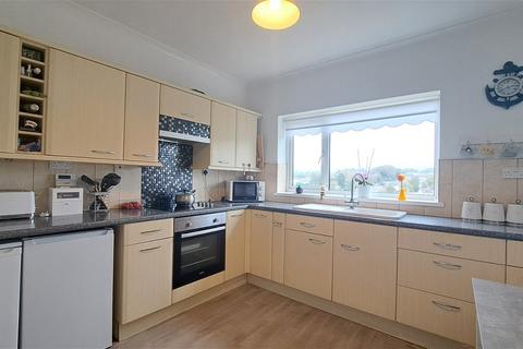 2 bedroom detached bungalow for sale, Marlowe Close, Torquay TQ2