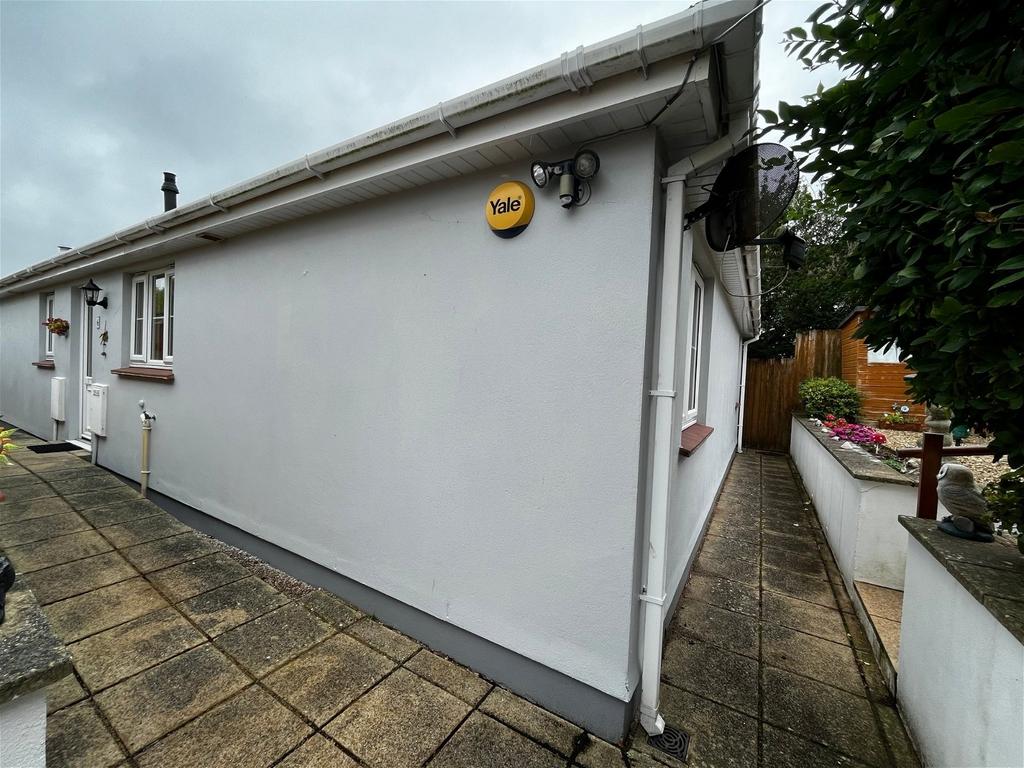 York Road, Paignton TQ4 3 bed detached bungalow for sale £305,000