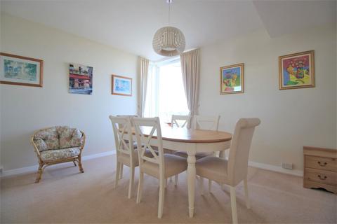 2 The Saddle, Paignton, TQ4 6NQ