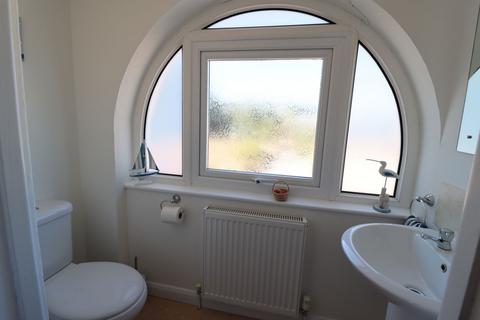 2 The Saddle, Paignton, TQ4 6NQ