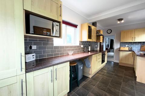 20a Manor Road, Paignton, TQ3 2HR