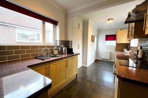 20a Manor Road, Paignton, TQ3 2HR