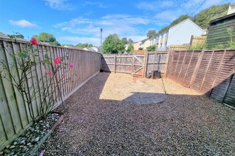 8 Ben Jonson Close, Torquay, TQ2 6BT