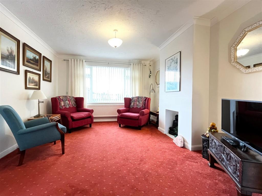 Roselands Drive, Paignton TQ4 3 bed semidetached house for sale £295,000