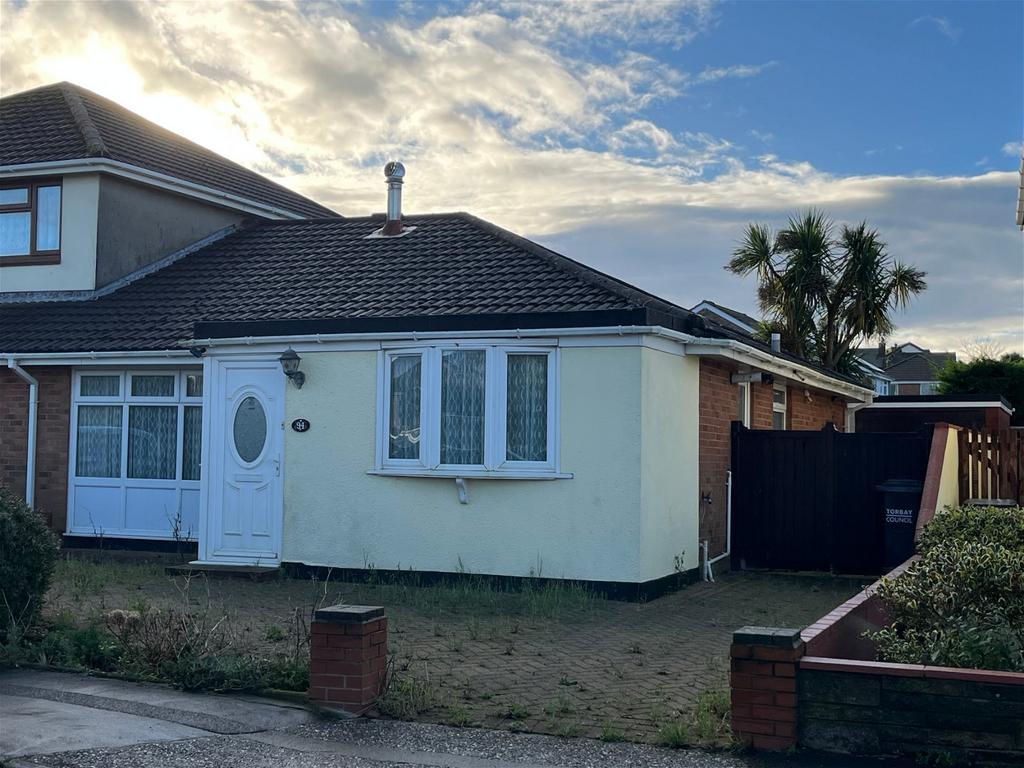 Gibson Road, Paignton TQ4 3 bed semidetached bungalow for sale £310,000