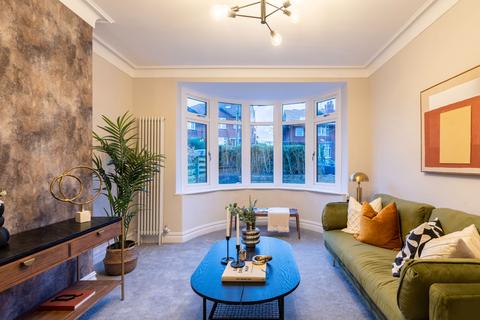 38 Barthorpe Crescent, Leeds, LS17 5PE