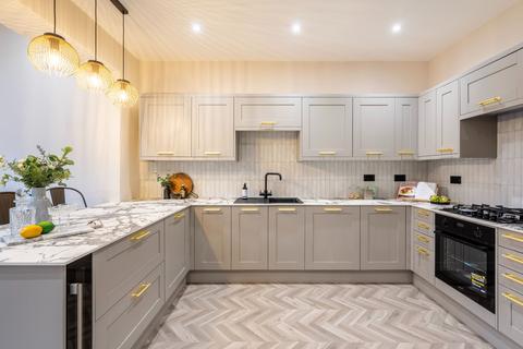 38 Barthorpe Crescent, Leeds, LS17 5PE