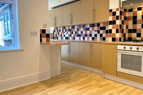 173 Kingston Road, Leatherhead, KT22 7NX