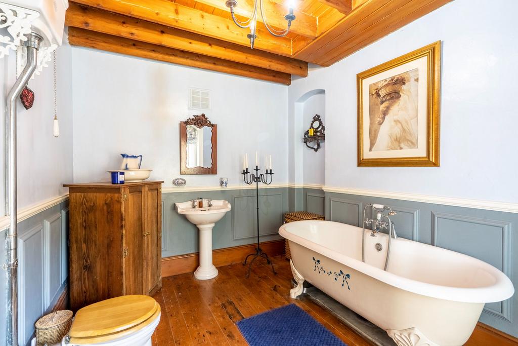 Chapel Allerton, Leeds LS7 2 bed detached house for sale £360,000
