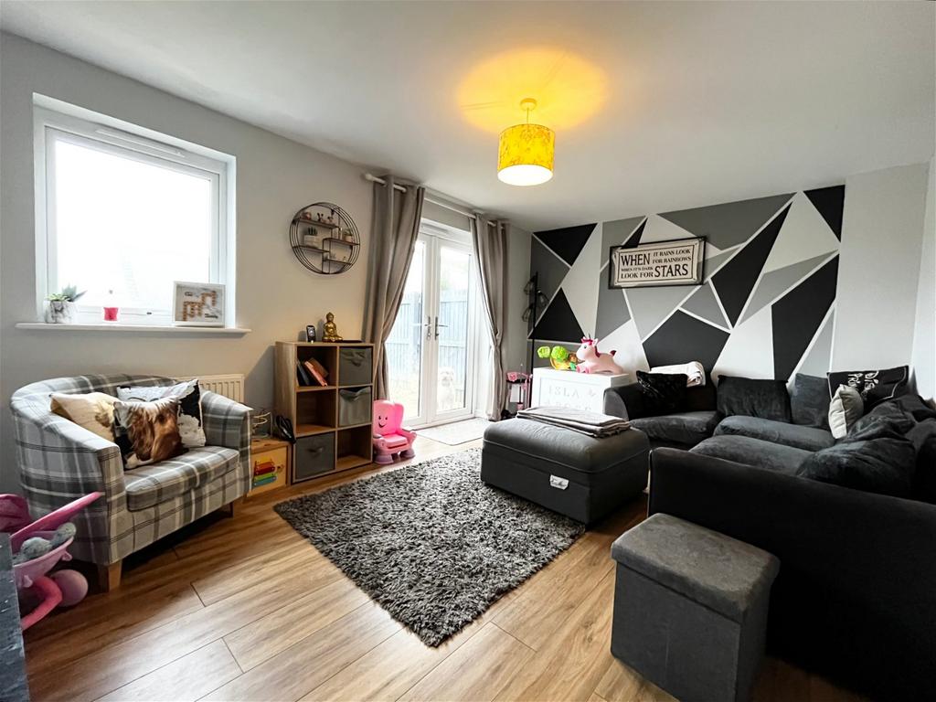 Daveys Elm View, Paignton TQ4 3 bed semidetached house £260,000