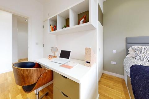 2 bedroom apartment to rent, Apt 39, Q Two Residence, 25 Queen Street LS1