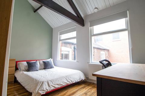 3 bedroom apartment to rent, 15 Providence Place, Providence Place LS2