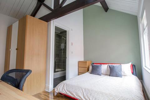 3 bedroom apartment to rent, 15 Providence Place, Providence Place LS2