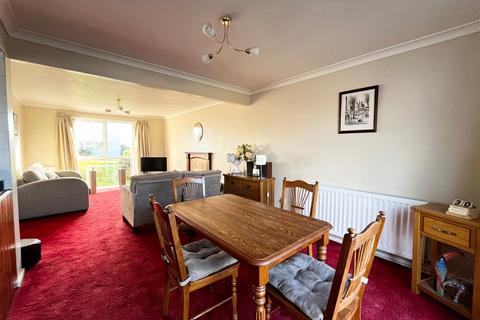 7 Cherry Brook Walk, Paignton, TQ4 7NN