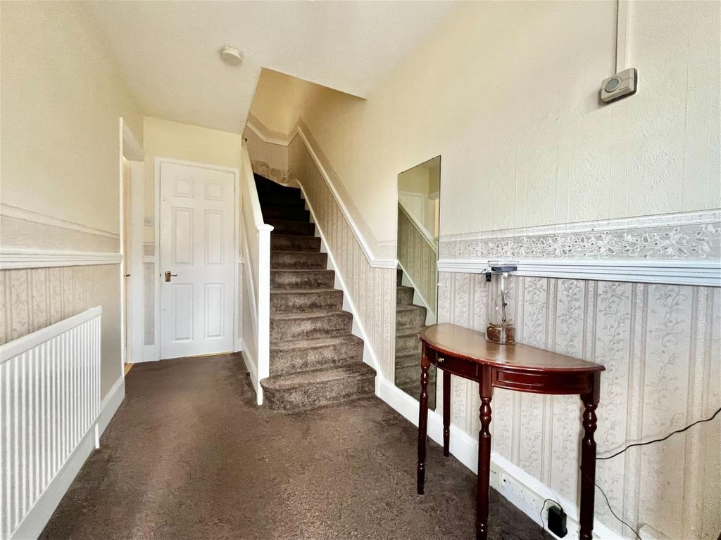 York Gardens, Paignton TQ4 3 bed terraced house for sale £200,000