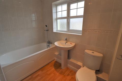 12 Seafields, Paignton, TQ4 6NY
