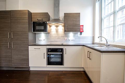 2 bedroom apartment to rent, Apt 16, Park Square Residence, 21 Park Square South LS1