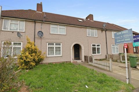 3 bedroom terraced house for sale, Campsey Road, Essex