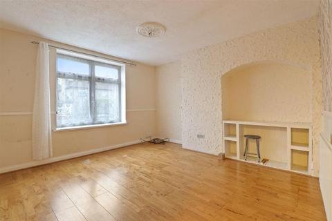 3 bedroom terraced house for sale, Campsey Road, Dagenham, Essex