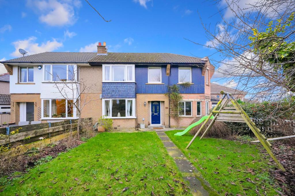 Ayton Road, Longwood, HD3 5 bed semidetached house for sale £320,000