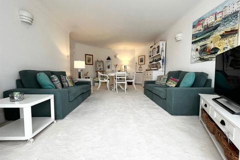 Flat 1, Rosemount, 12 Roundham Road, Paignton, TQ4 6DN