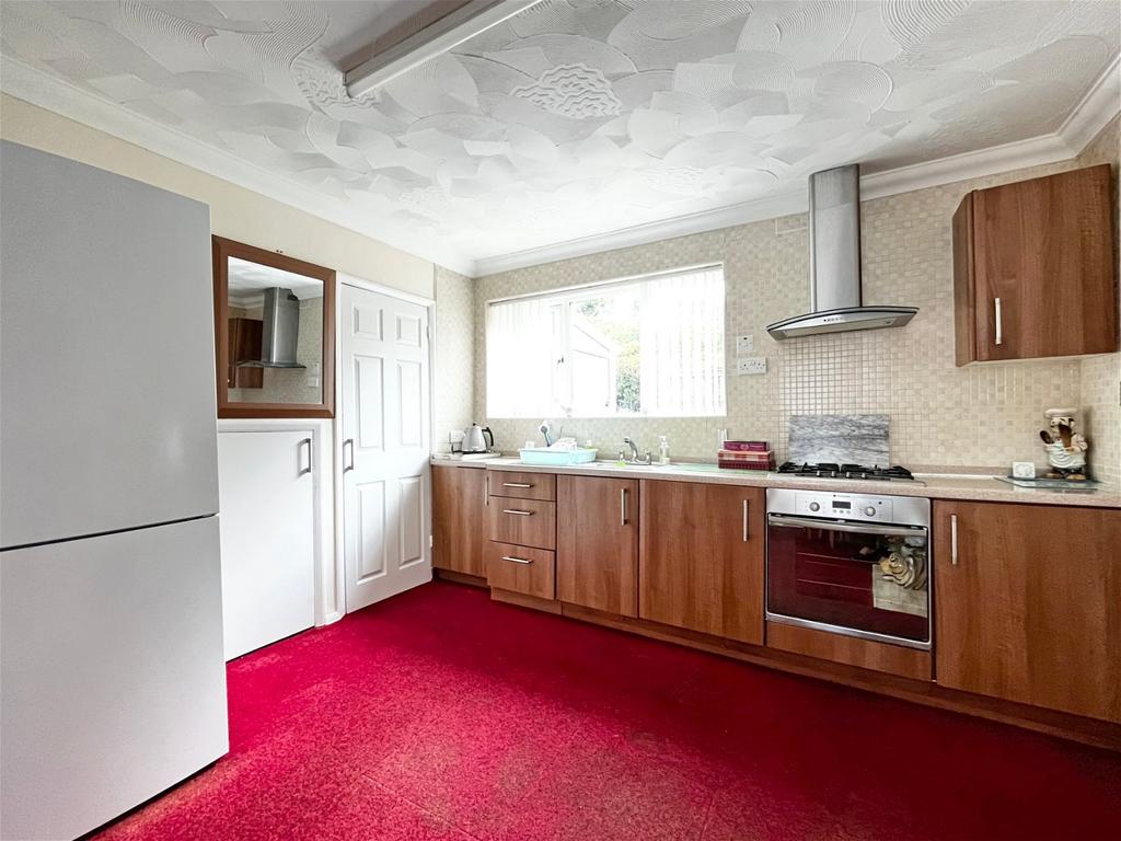 Foxhole Road, Paignton TQ3 3 bed semidetached house for sale £238,000