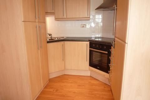 undefined, Treetop Close, Luton LU2