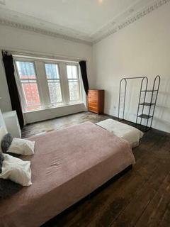 4 bedroom flat to rent, Bath Street, Glasgow G2