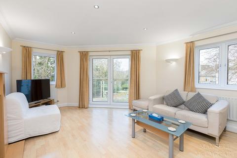 2 bedroom flat for sale, Turners Hill Road, Crawley RH10
