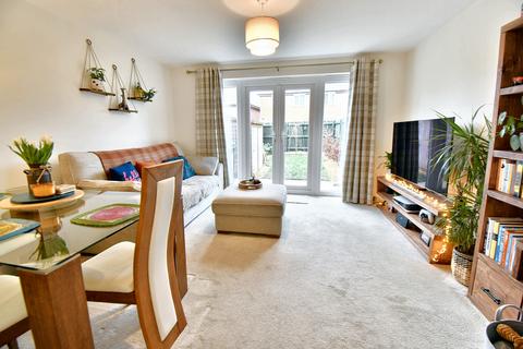 48 Acorn Drive, Ashbourne, DE6 1TW