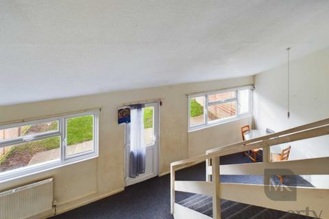 20 Congreve, Tinkers Bridge, Milton Keynes, MK6 3DR
