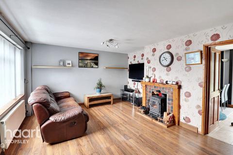 18 Telscombe Way, Luton, LU2 8JW