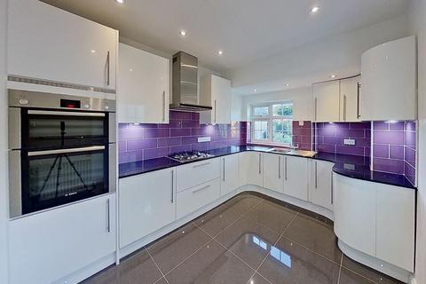 4 bedroom detached house for sale, Station Road, Herne Bay, CT6 5QJ