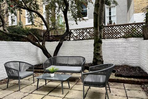 1 bedroom flat for sale, Alderney Street, Pimlico, London, SW1V