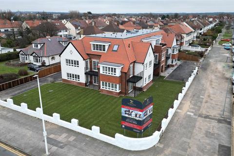 2 bedroom apartment for sale, Hoyle Road, Wirral, Merseyside, CH47