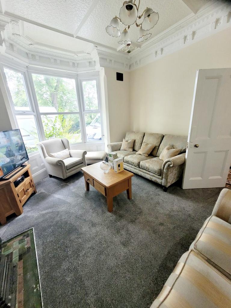 Victoria Embankment, Darlington 4 bed terraced house to rent £1,400