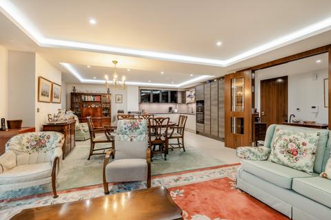 3 bedroom flat for sale, Martello House, Encombe, Sandgate, Kent