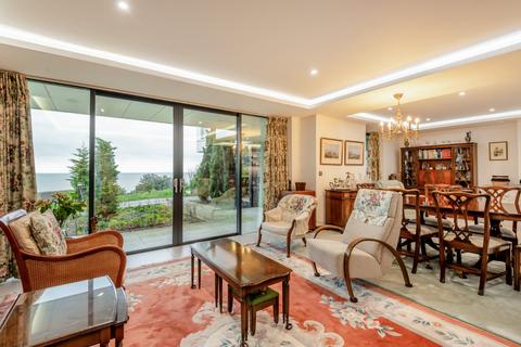 3 bedroom flat for sale, Martello House, Encombe, Sandgate, Kent