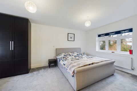 6 Nettlecroft, Hemel Hempstead, HP1 1PQ
