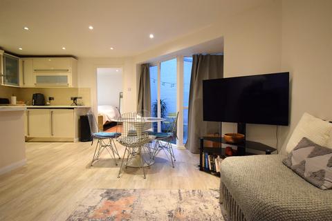 undefined, London W2