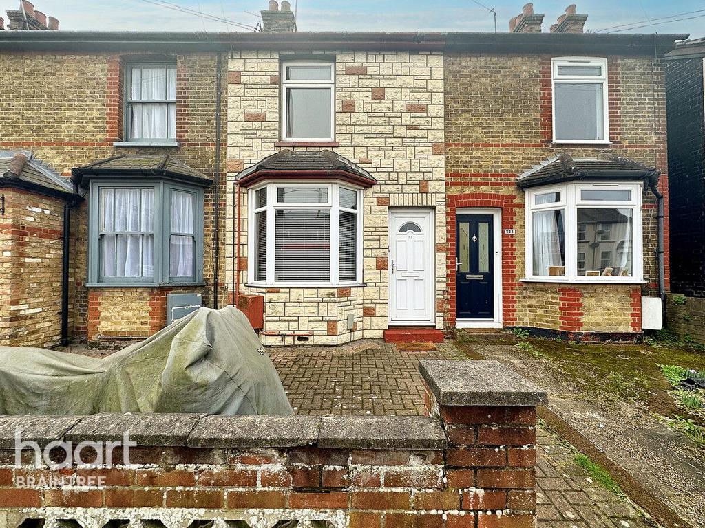Rayne Road, Braintree 2 bed terraced house for sale £240,000