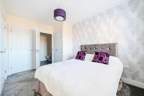 11 Liphook Road, Lindford, Bordon, GU35 0PX