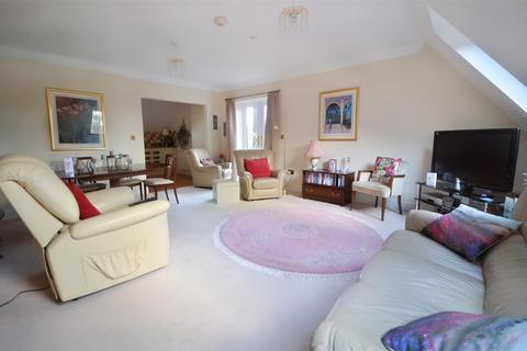 2 bedroom retirement property for sale, Motcombe, Shaftesbury