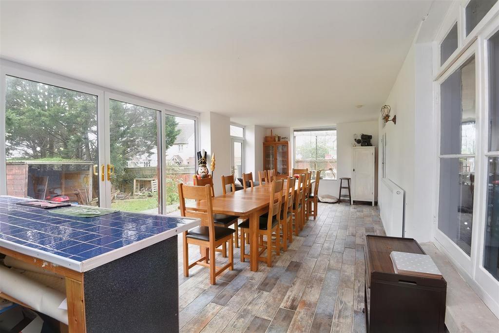 Lydlinch, Sturminster Newton 8 bed detached house for sale £750,000